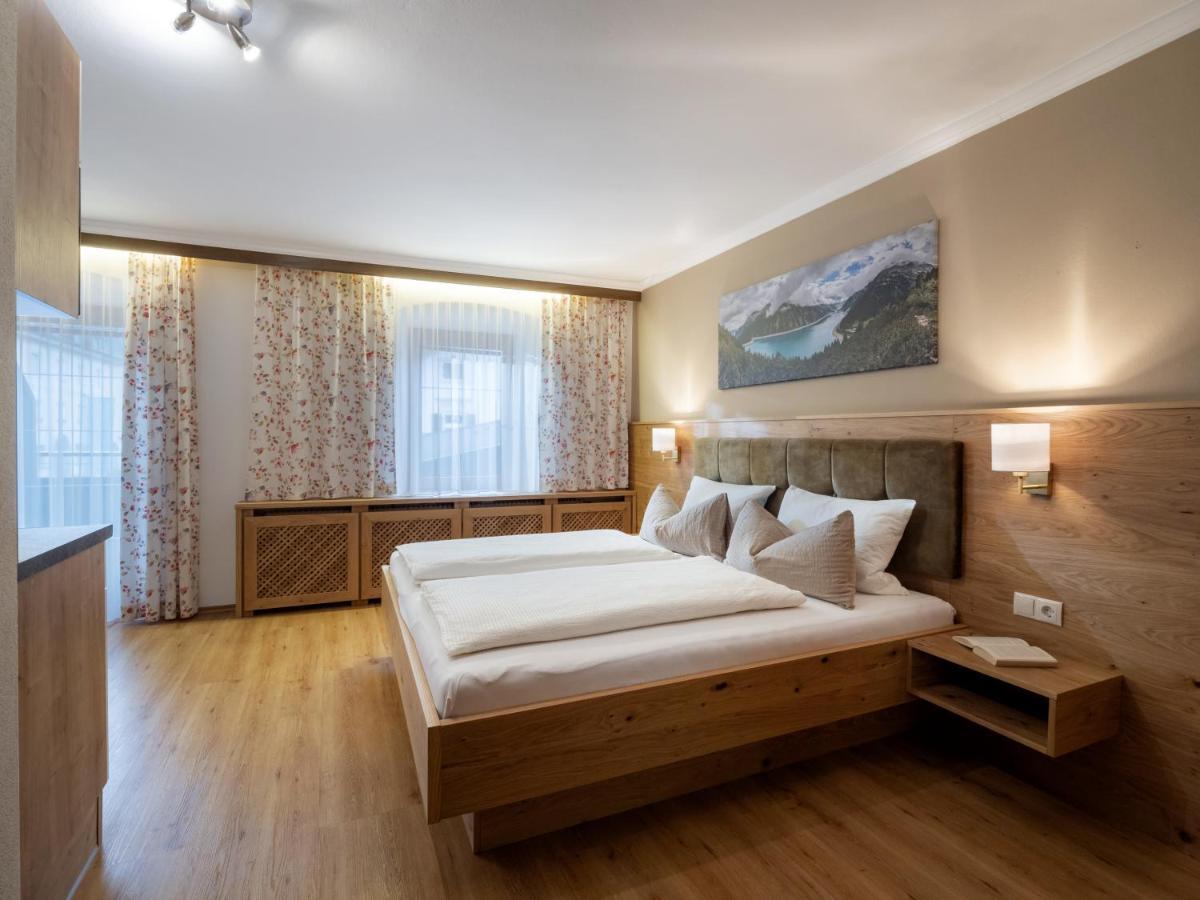 Gaestehaus Knunbauer Mayrhofen Bagian luar foto
