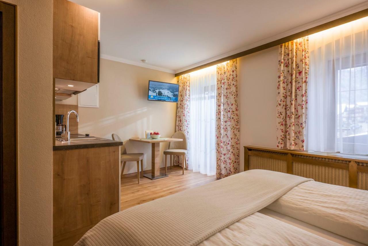 Gaestehaus Knunbauer Mayrhofen Bagian luar foto